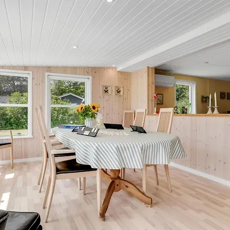 Tellervo - From The Sea By Interhome