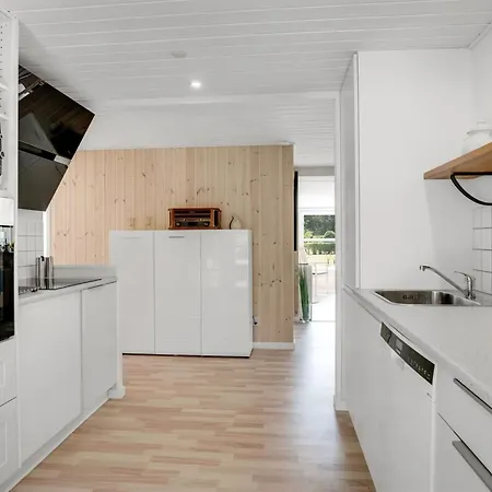 別荘 Tellervo - From The Sea By Interhome *